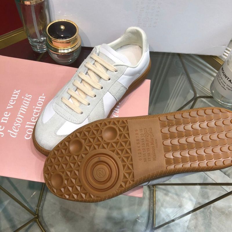 ma*s*n Ma*i*la low top sneaker