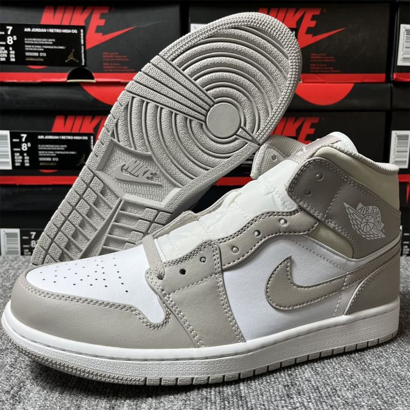 Air Jordan 1 Mid Grey Sneaker