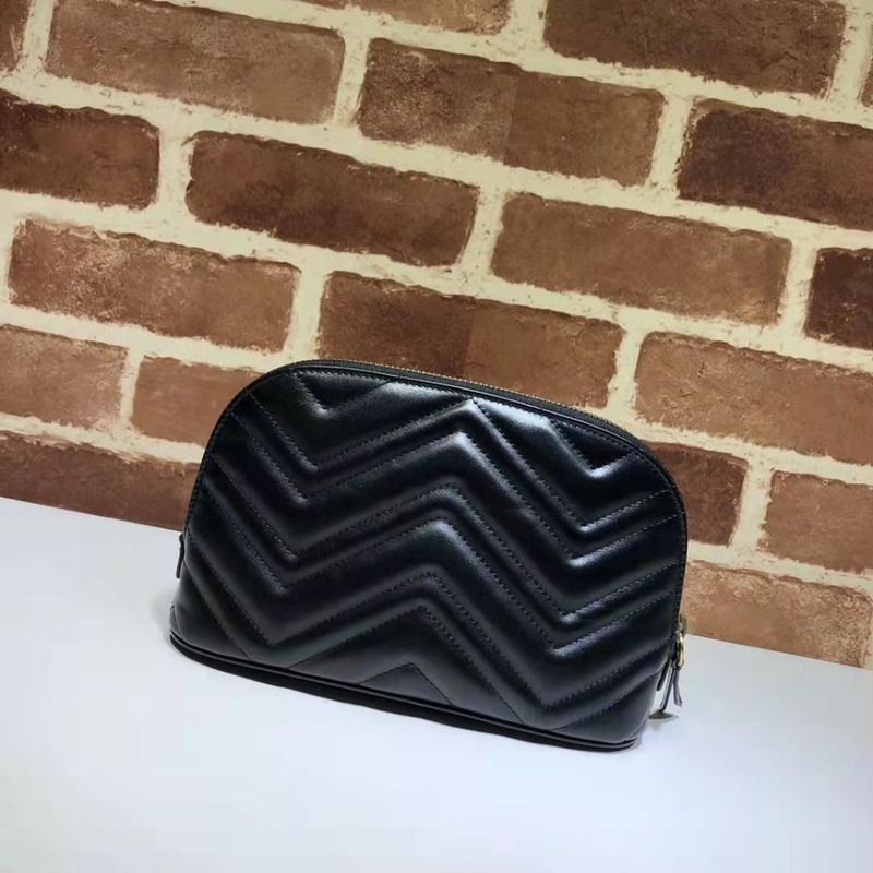 G*u*i gg marmont cosmetic case
