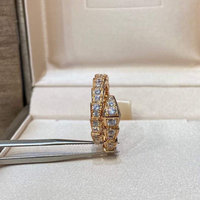 serpenti viper 18 kt yellow gold ring with pavé Di*m*nds