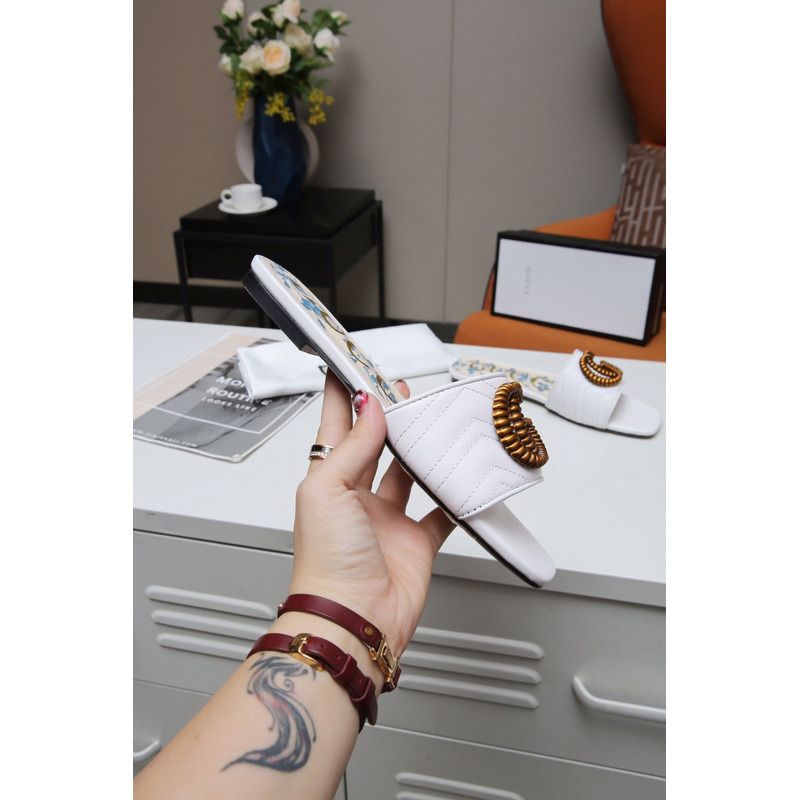 G*u*i womens slide with double g white