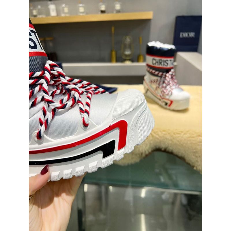 D*or alps snow ankle boot shinny white