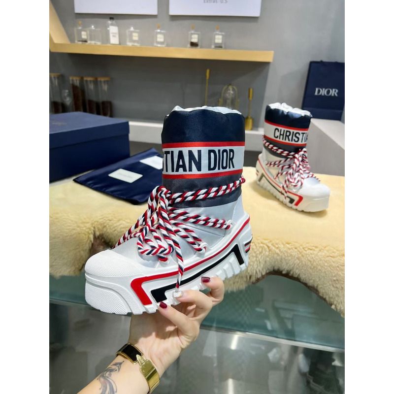 D*or alps snow ankle boot shinny white