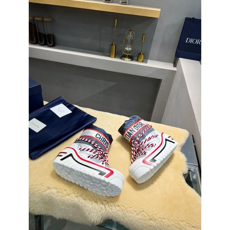 D*or alps snow ankle boot shinny white