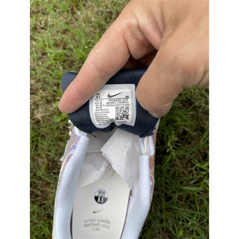 Nike Air Max 1 AMD La Ville Lumière Sneaker Summit White/Light Bone