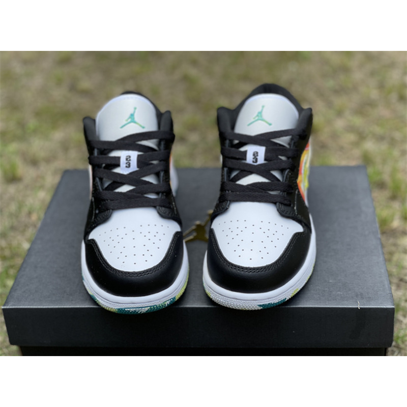 Air Jordan 1 Low SE Sneaker Black/White-Team Orange
