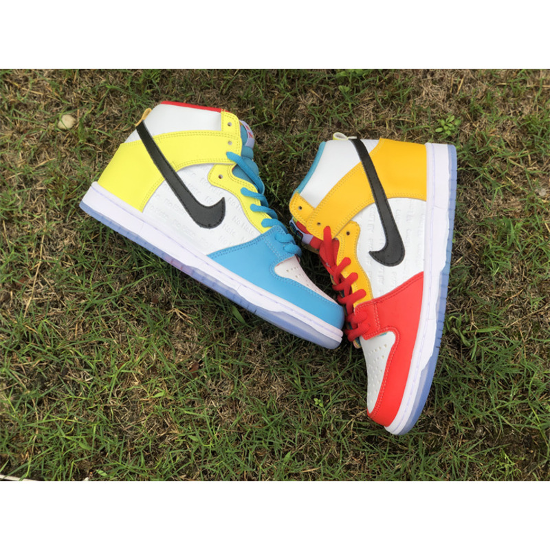 Froskate x Nike SB Dunk High All Love No Hate Sneaker White/Gold-University Red