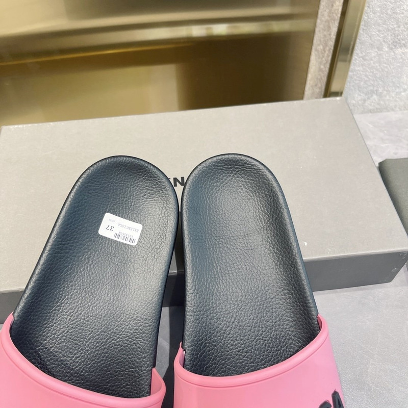 Ba*len*cia*ga 3d logo print pool slide sandal black & pink