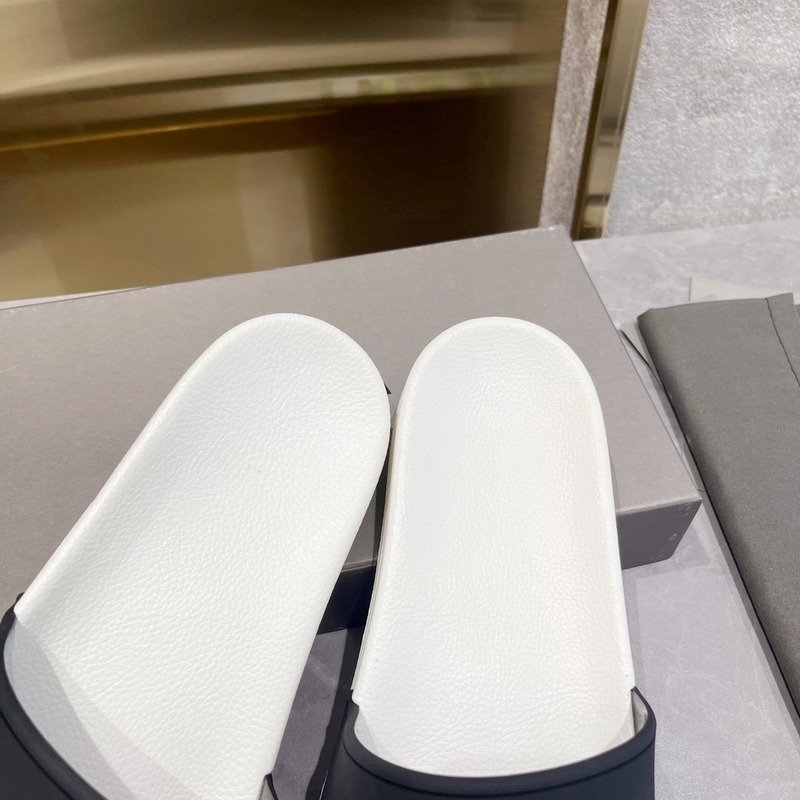 Ba*len*cia*ga 3d logo print pool slide sandal black & white