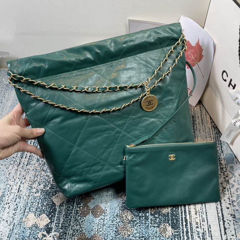 Ch*el 22 handbag shiny calfskin gold-tone & metal green