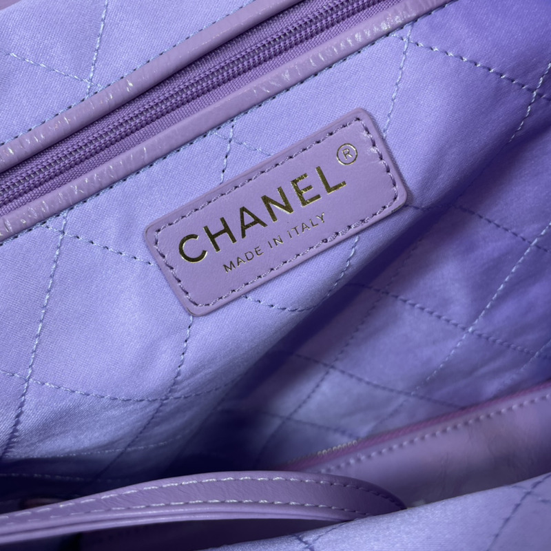 Ch*el 22 handbag shiny calfskin gold-tone & metal purple