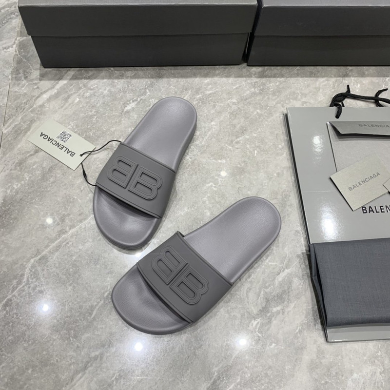Ba*len*cia*ga  pool slides 3d bb logo gray
