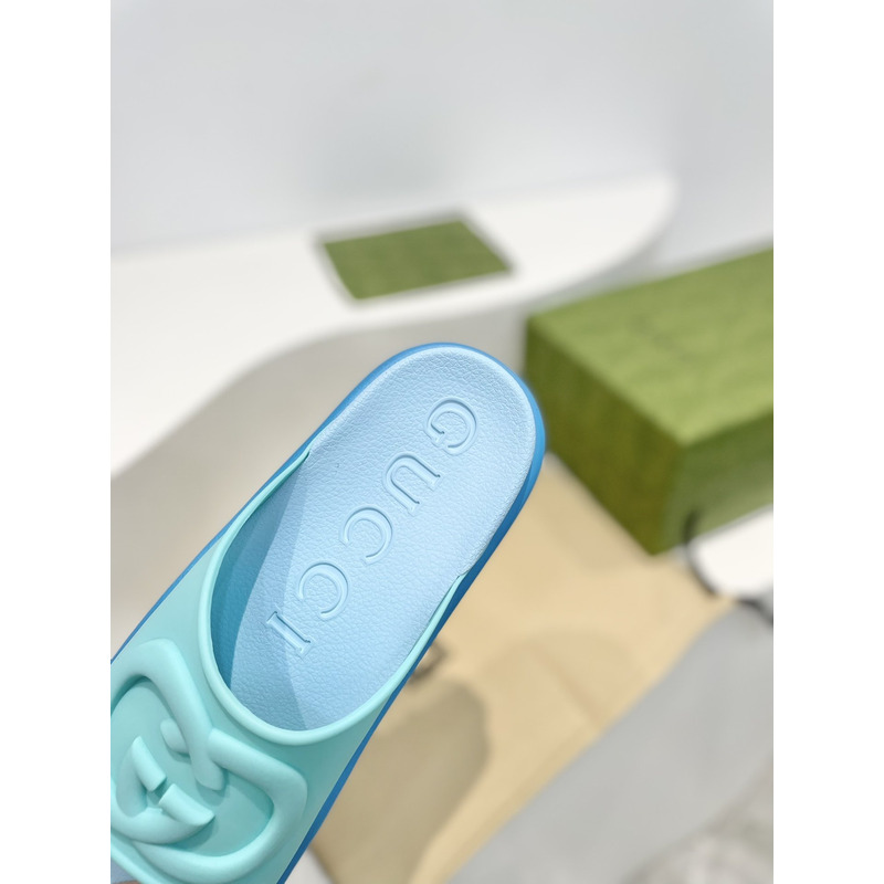 G*u*i miami interlocking g platform sandals light blue