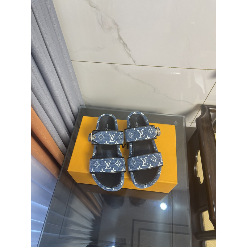 l**is V*t*n jumbo flatform printing mule light blue