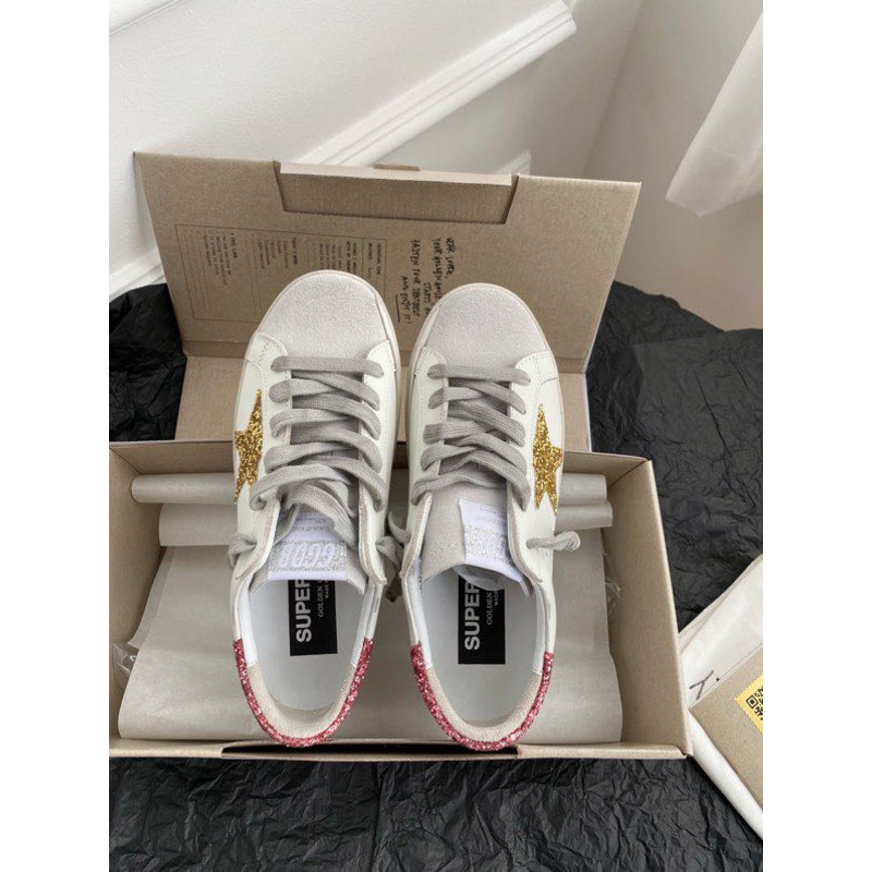 golden goose men’s S*per-star sneakers with gold star
