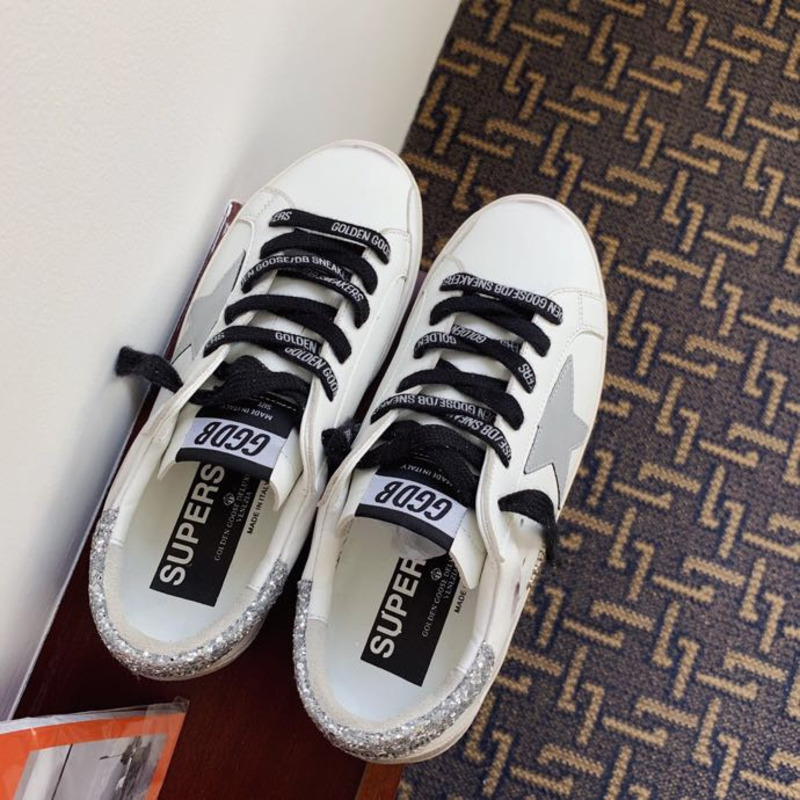 golden goose men’s S*per-star sneakers with silver star