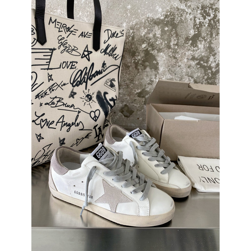 golden goose men’s S*per-star sneakers with suede star and grey heel tab