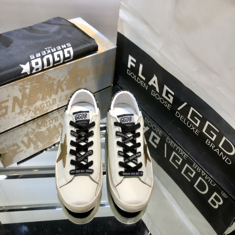 golden goose S*per-star sneakers with glitter and black heel tab