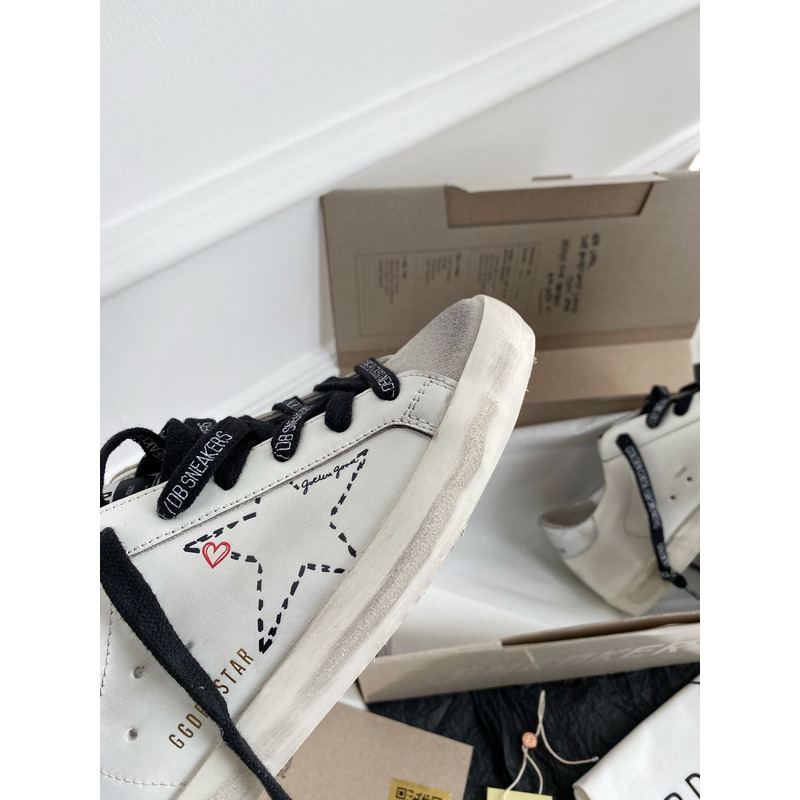 golden goose S*perstar leather sneakers with black laces