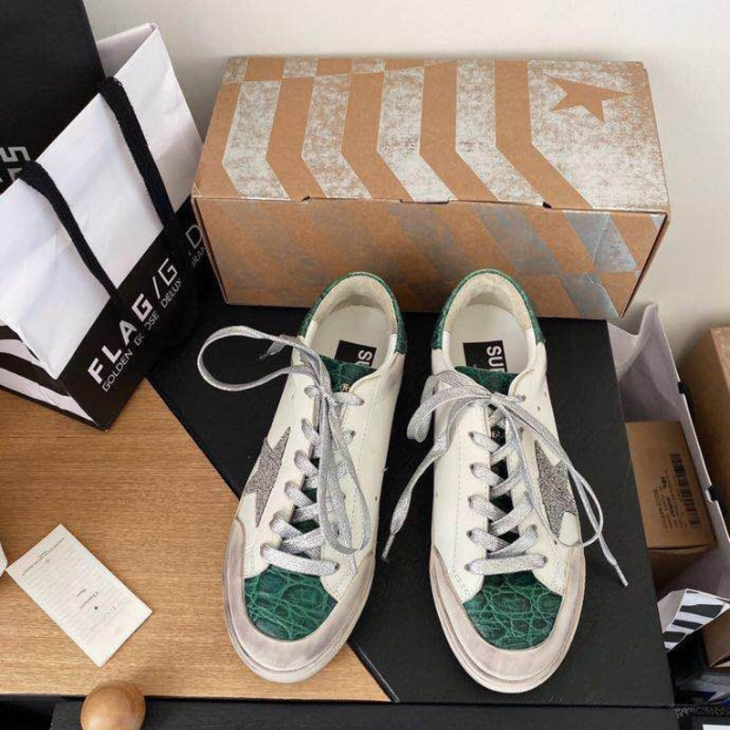 golden goose S*per-star sneakers with grey star