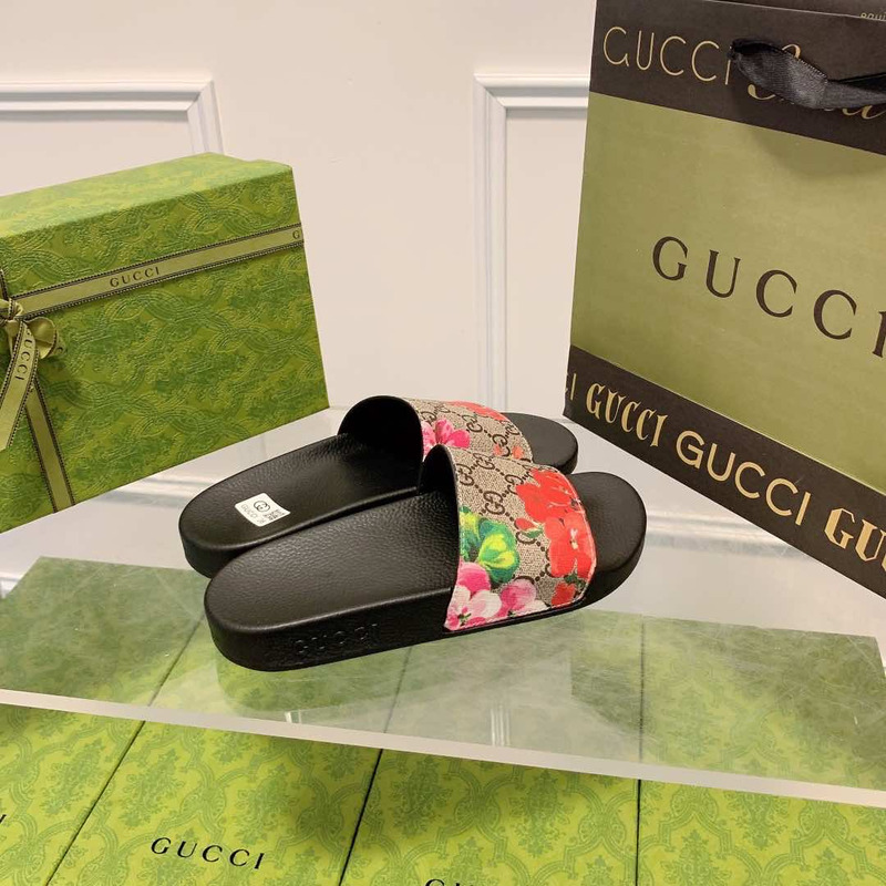 G*u*i floral and logo print pursuit slide sandal