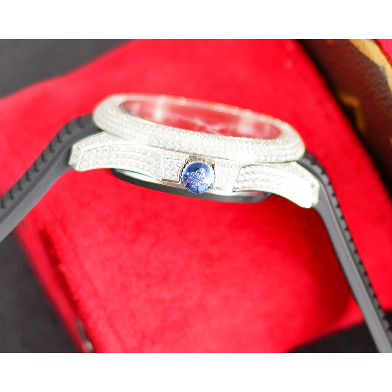 Patek Philippe Black 5168G - AQUANAUT