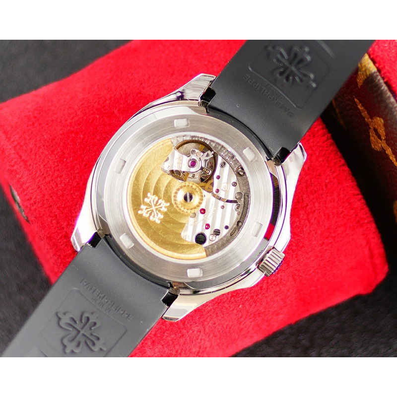 Patek Philippe Black 5168G - AQUANAUT