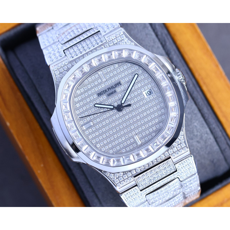 patek philippe nautilus 5719 grey emerald Di*m*nds
