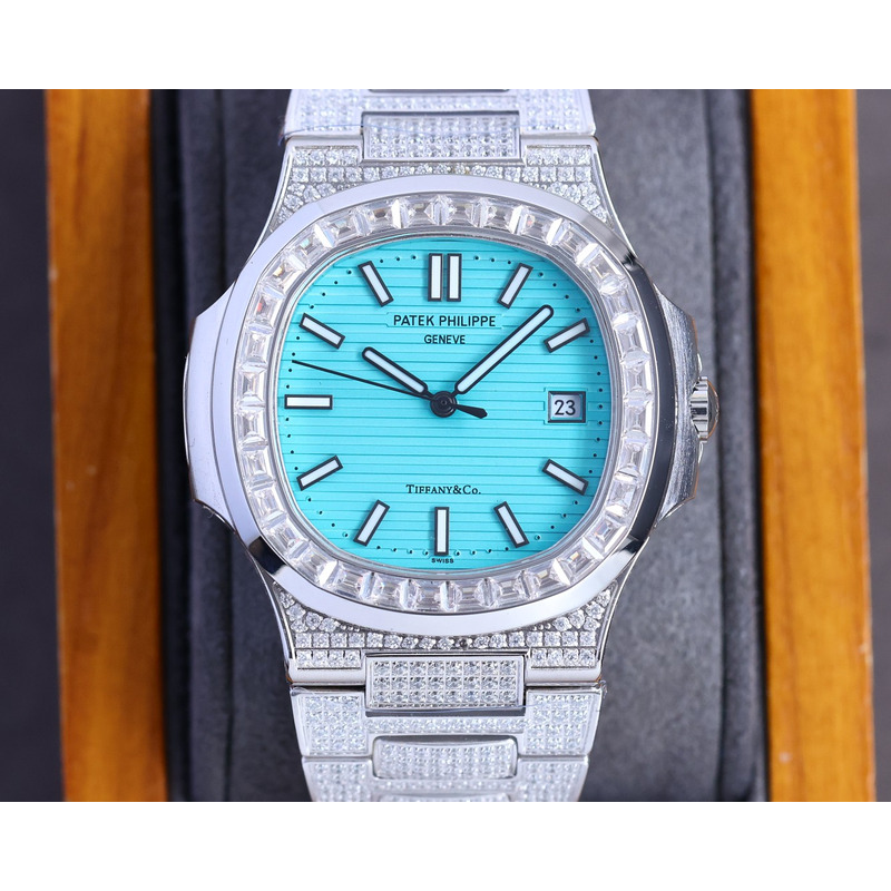 patek philippe nautilus 5711 white/blue emerald Di*m*nd