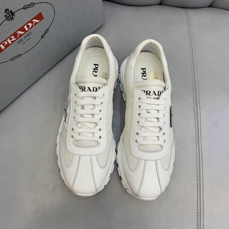 Pra*a logo leather sneakers white