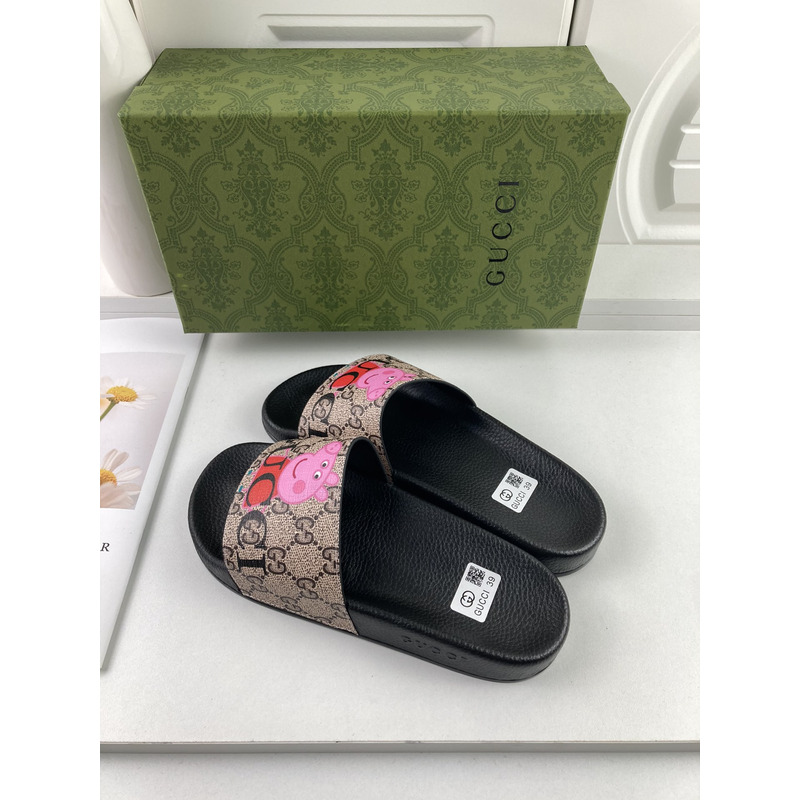 G*u*i peppa pig  slides