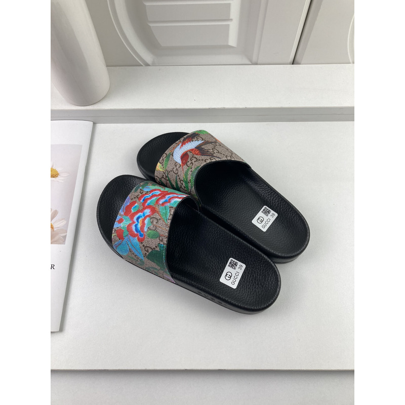 G*u*i  butterfly slides