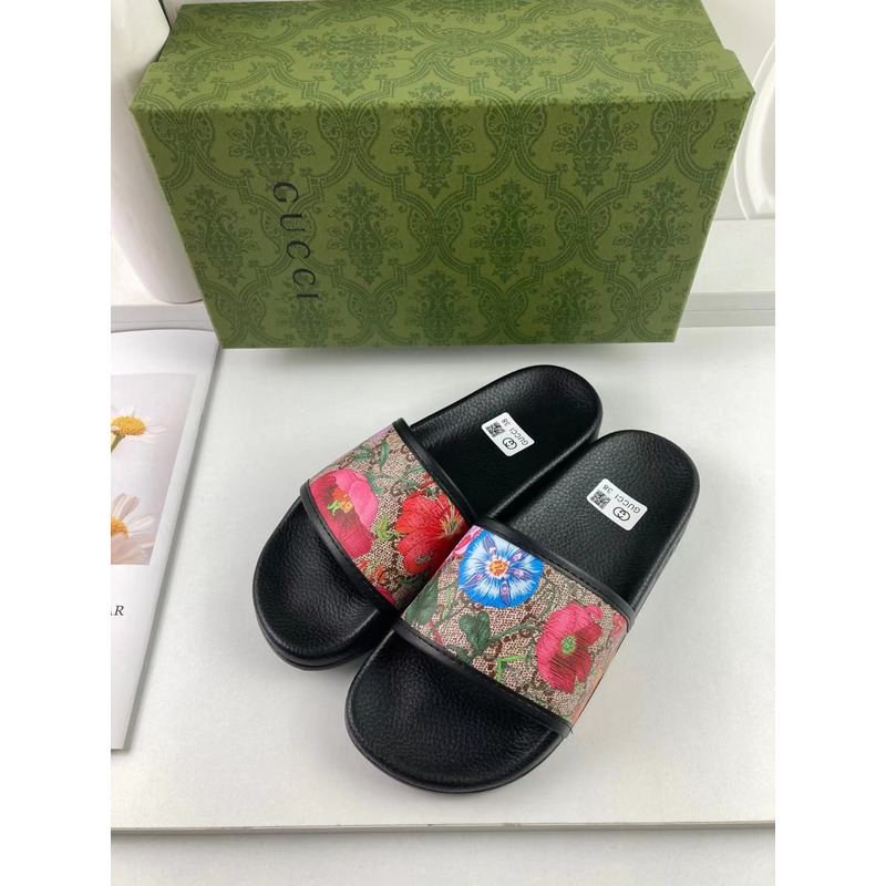 G*u*i  flower desgines slippers