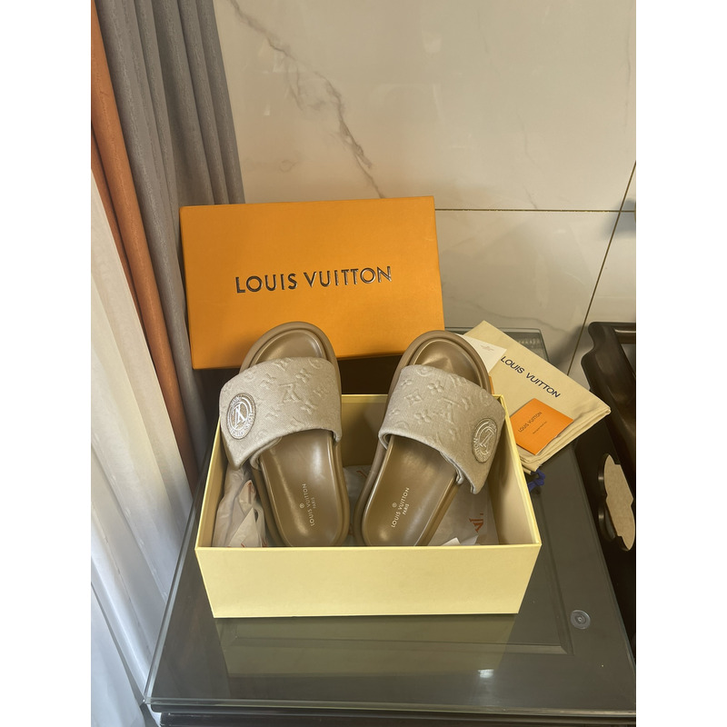 l**is V*t*n pool pillow flat comfort mules taupe