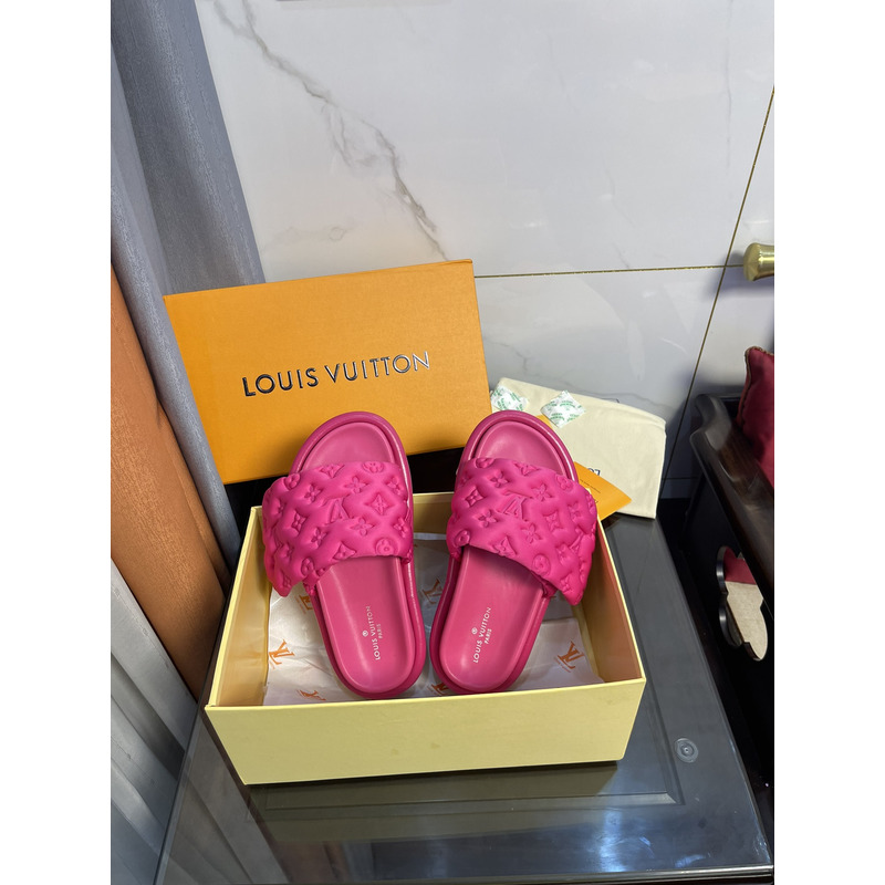 l**is V*t*n pool pillow comfort mules fuchsia