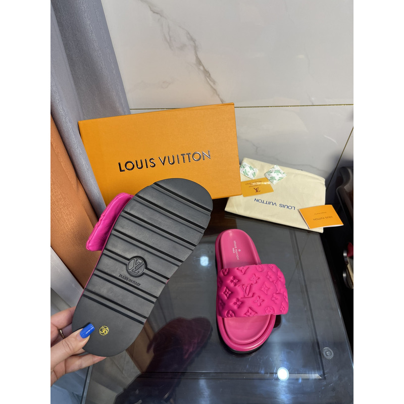 l**is V*t*n pool pillow comfort mules fuchsia