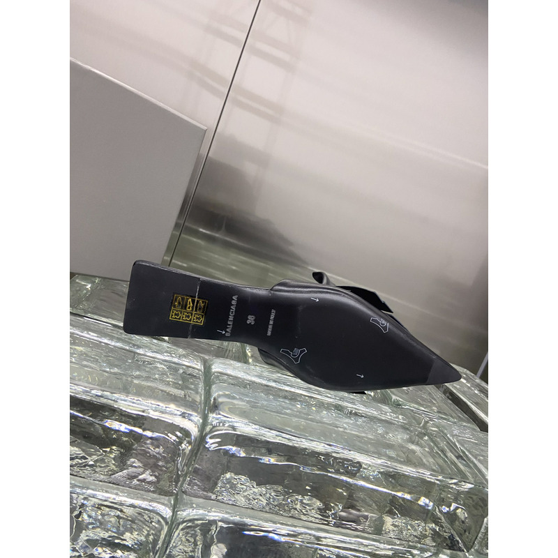 Ba*len*cia*ga mule fringes knife in leather with fringes and logo black