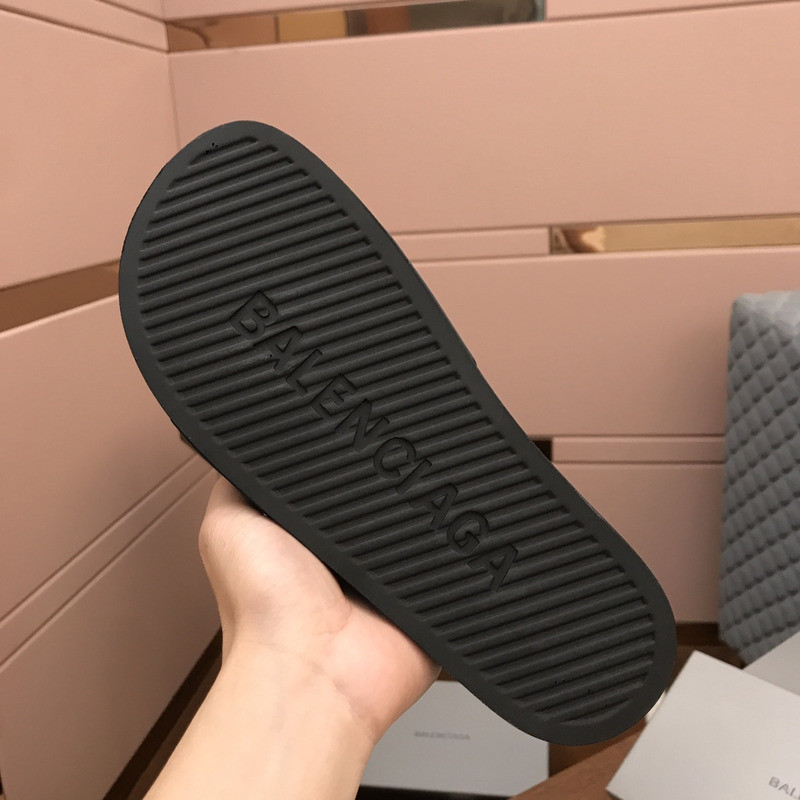 Ba*len*cia*ga paris pool slides black