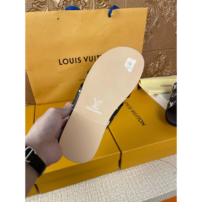 l**is V*t*n gold logo monogram mules black