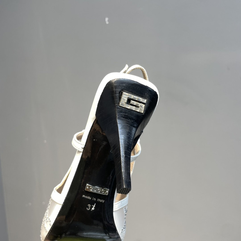 G*u*i slingback pumps with gg crystals white