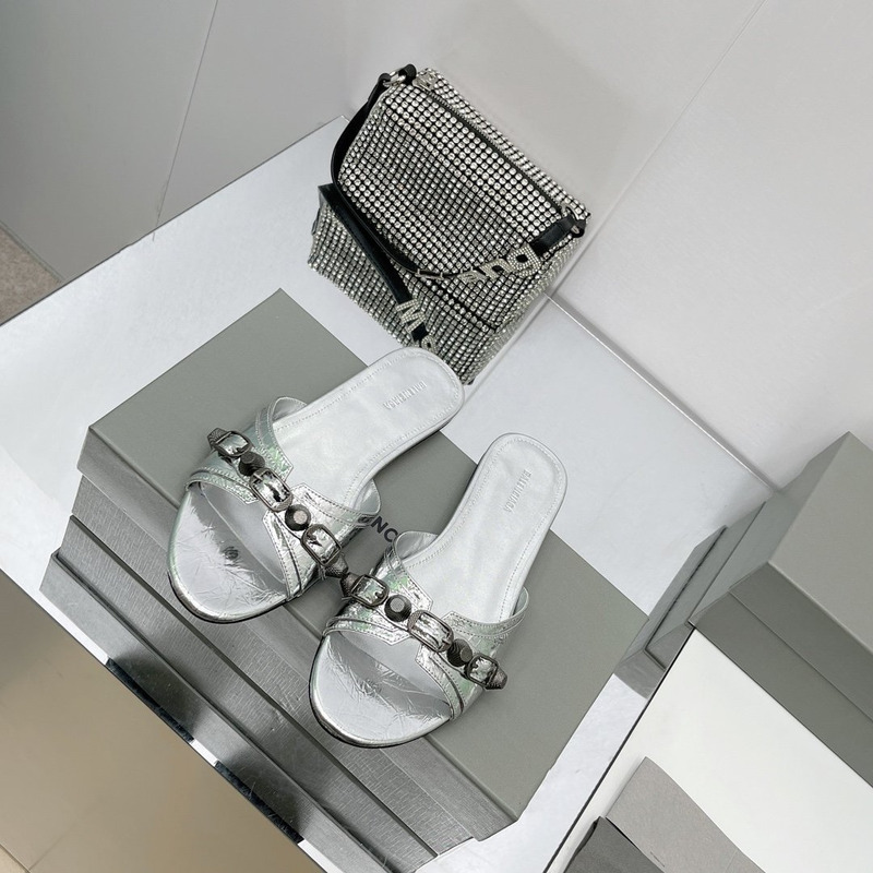 Ba*len*cia*ga leather sandals silver