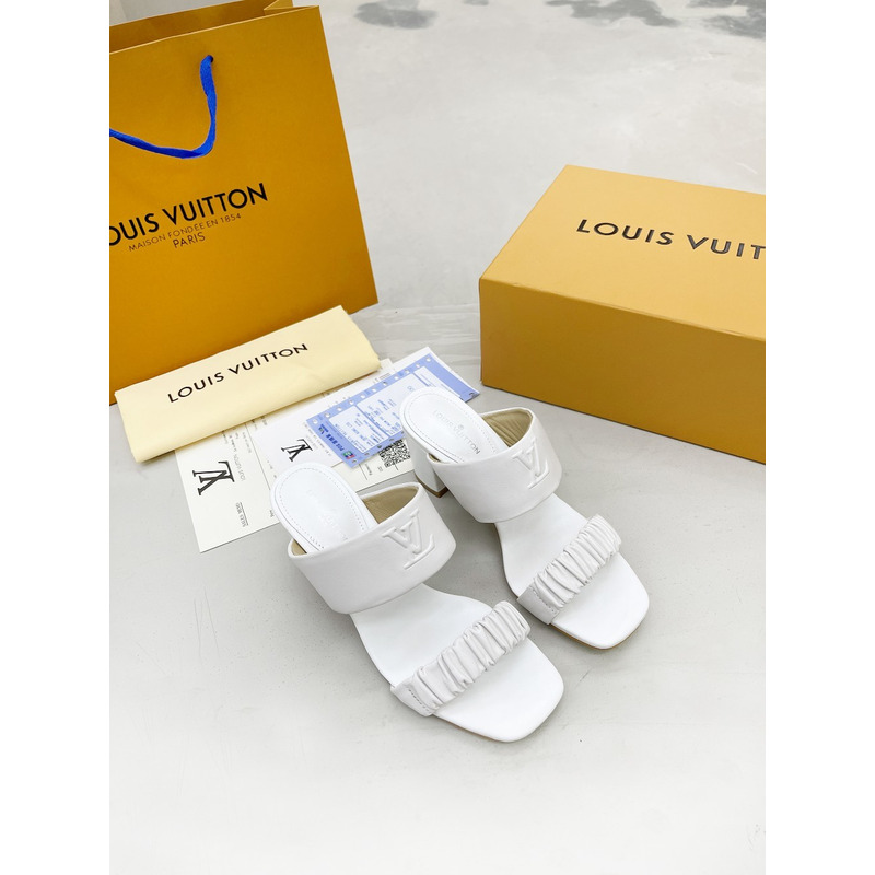 l**is V*t*n open toe mules white