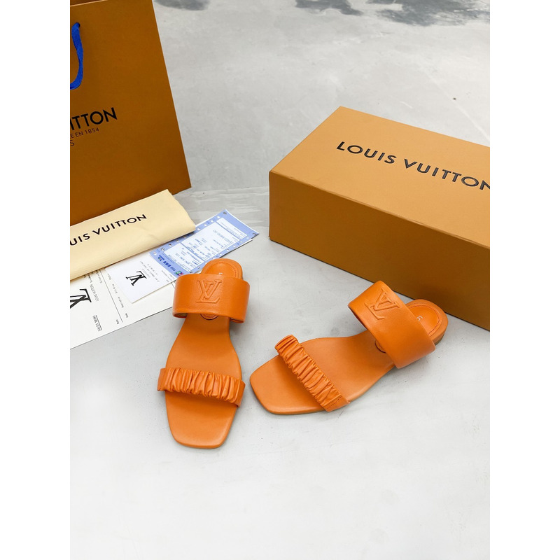 l**is V*t*n square toe flat slippers orange