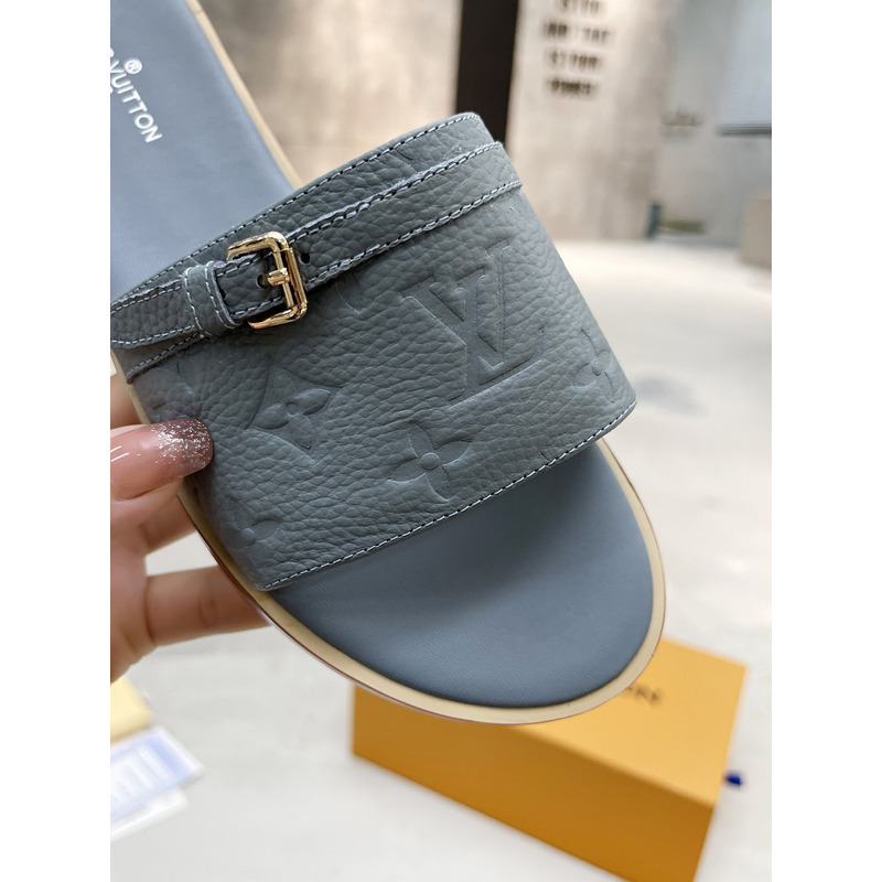 l**is V*t*n flat mules blue