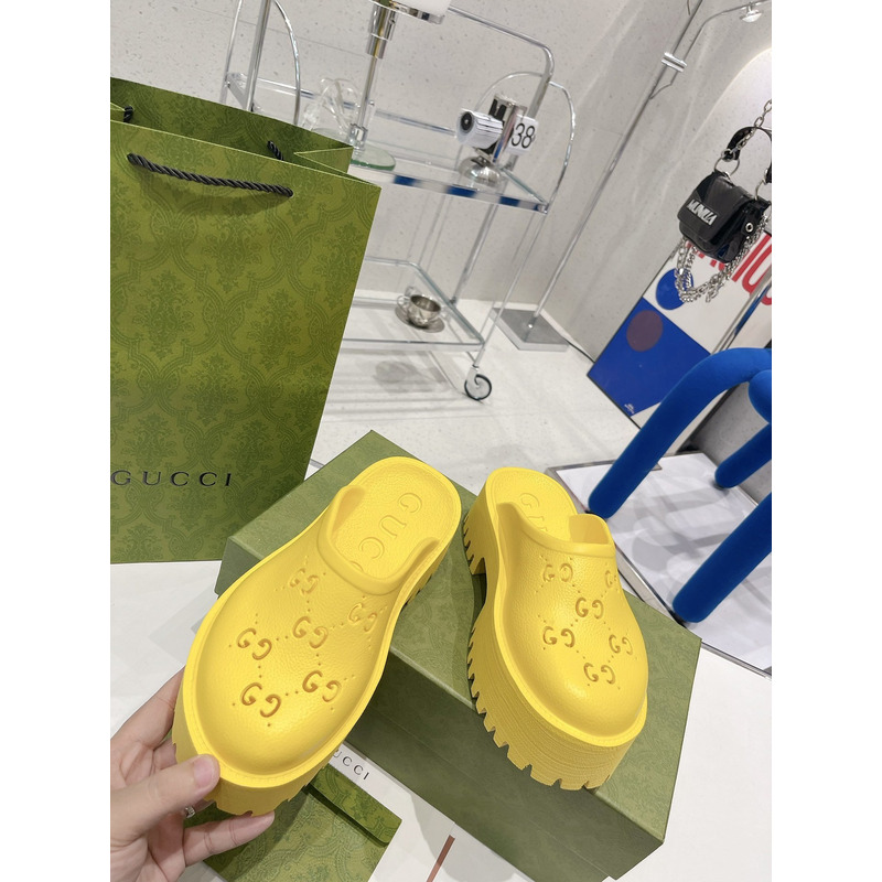 G*u*i gg flat rubber slippers yellow