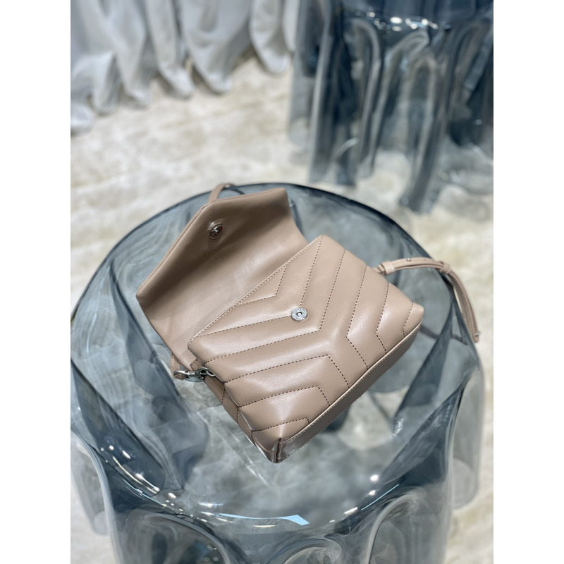 Saint Laurent  20×14×7cm