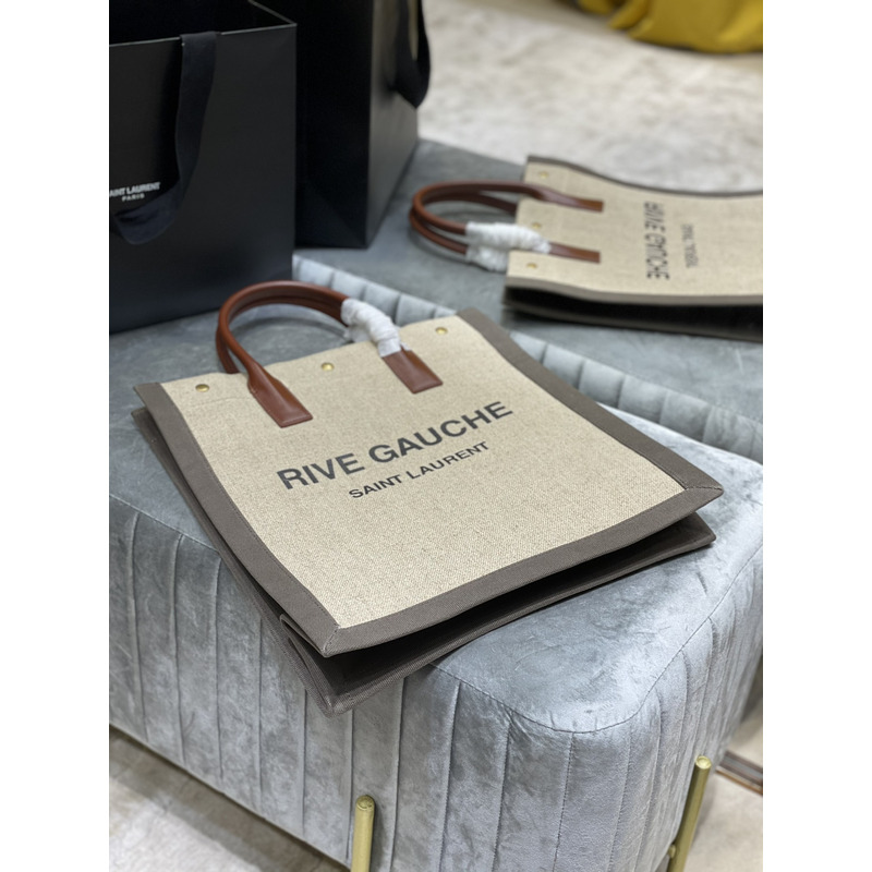 Saint Laurent  37.5×38×17cm