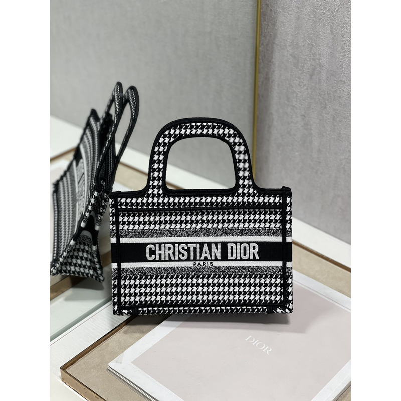 D*or mini book tote bag oblique print 24x17x7cm in blue