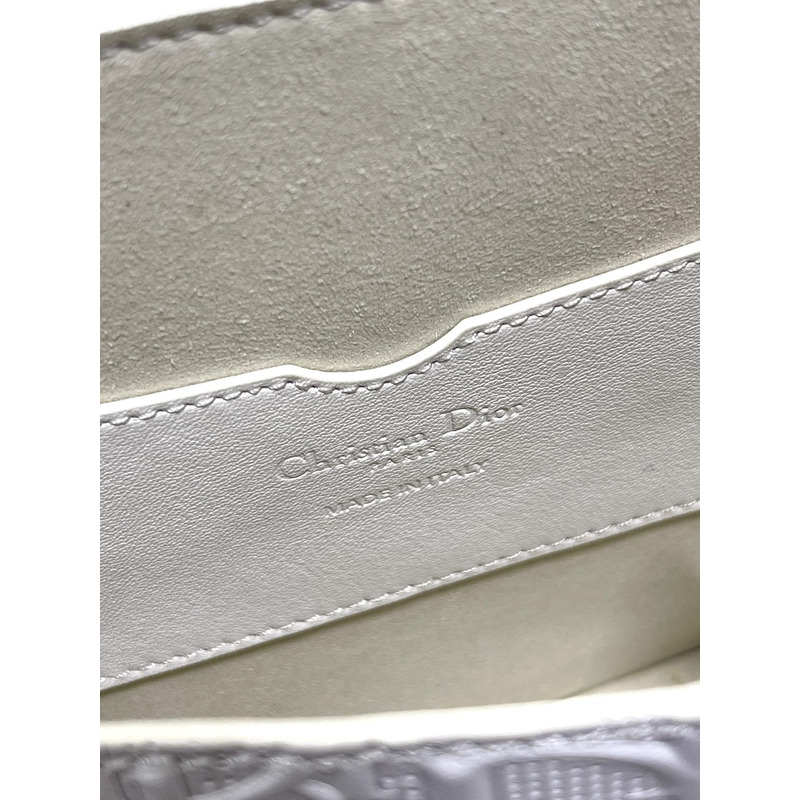 D*or midium bobby bag  23×18×7cm white