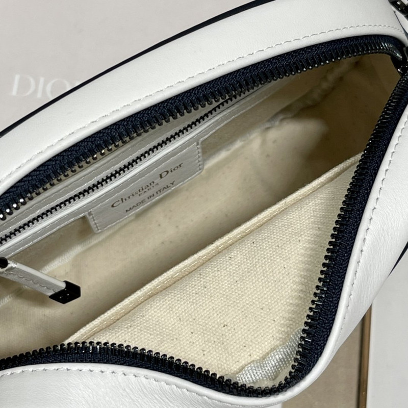 D*or small vibe hobo bag macrocannage lambskin white 22×7×15.5cm